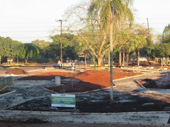 Segue trabalho de Revitalização da Praça João João Saffi - foto 2