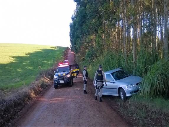 Motorista fugiu após avistar a viatura da PRF