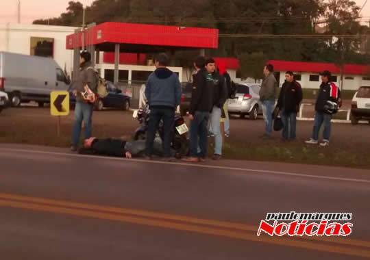 Acidentes quase simultâneos são atendidos pela
mesma equipe do SAMU, na BR-285 em Ijuí - foto 2