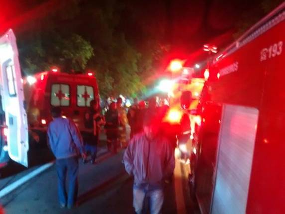Veículo estava no km 84, na divisa entre Mogi das Cruzes e Bertioga, SP