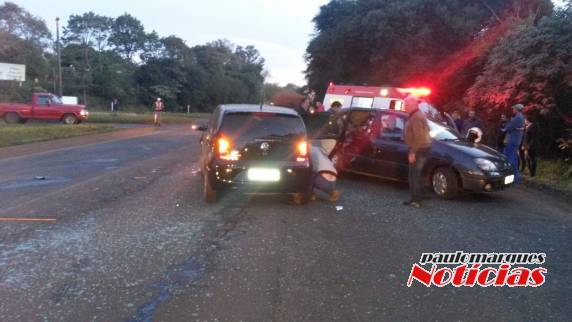 Acidente
envolve três veículos e deixa três pessoas feridas na RS-344, em Santa Rosa - foto 2