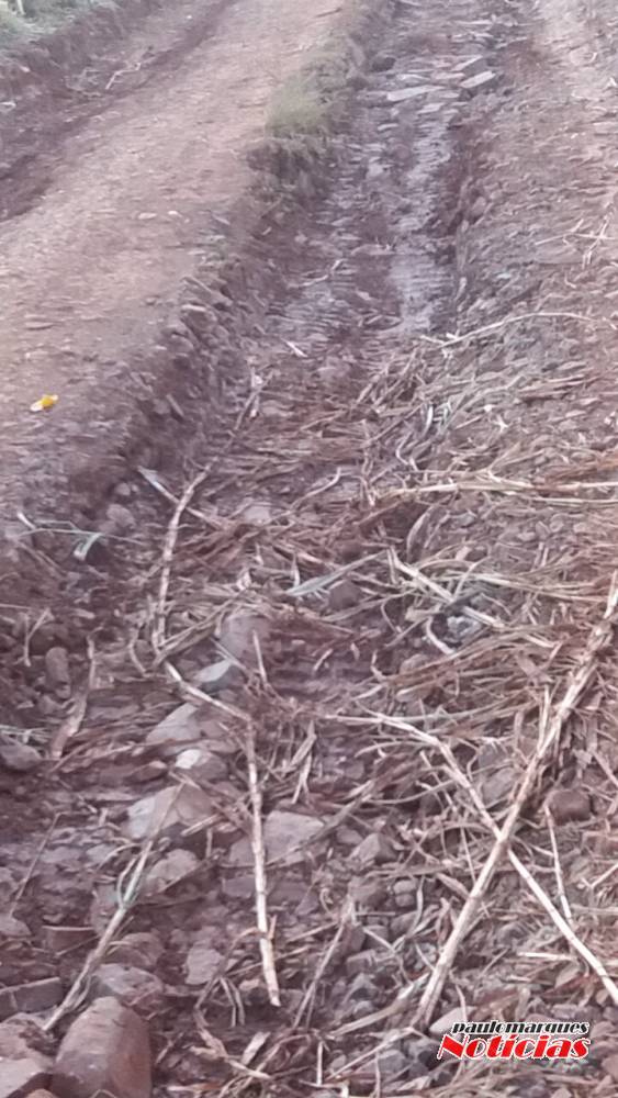 Estradas no
distrito de Progresso chamam atenção pelas péssimas condições - foto 3