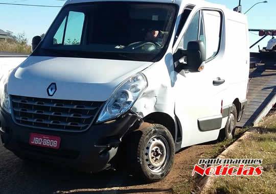 Veículos colidem no trevo de entroncamento da BR-285 e RS-155, em Ijuí - foto 3