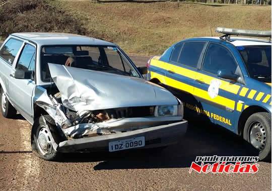 Veículos colidem no trevo de entroncamento da BR-285 e RS-155, em Ijuí - foto 2