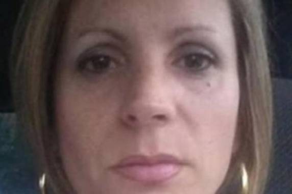 Imagens mostram
dupla abordando mulher sequestrada no aeroporto - foto 7