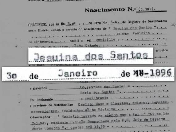 Idosa de 120 anos tem aposentadoria cortada por 'ser velha demais' - foto 2