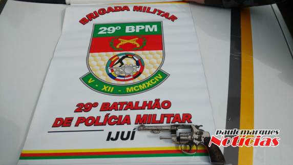 Homem é preso depois de efetuar disparos de arma de fogo em via pública, no centro de Ijuí - foto 4