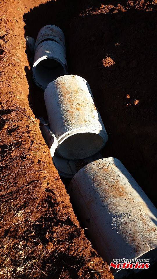 Vândalos destroem tubos de concreto em novo loteamento de Três de Maio - foto 4