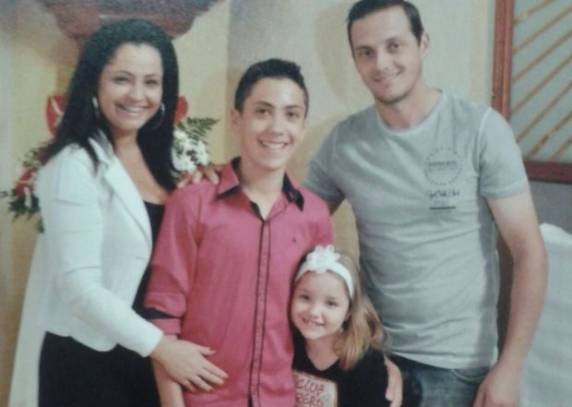 Mãe deixou hospital nesta quarta (22); marido e filha saíram na terça (21)
