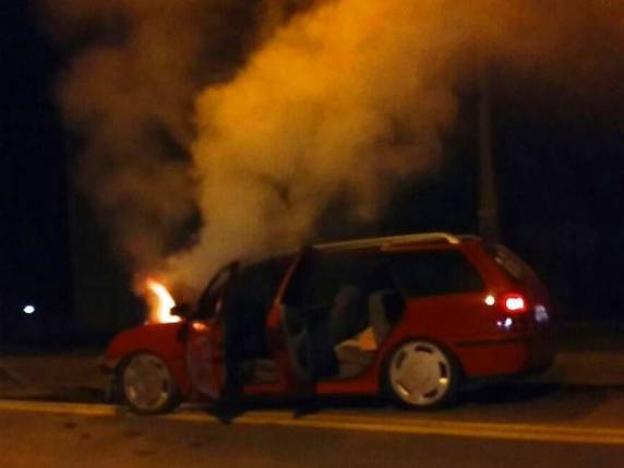 Acidente aconteceu na noite de sábado (25) em 

Joinville