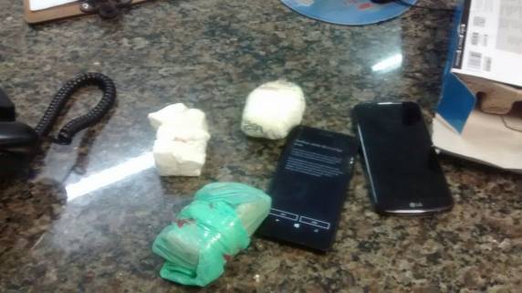 Jovem é preso por tráfico de drogas em Ijuí - foto 3