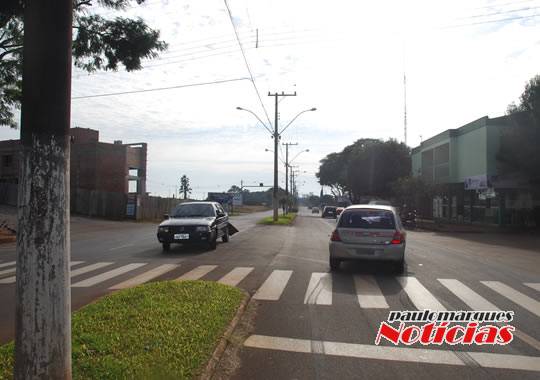 Acidente com danos materiais na Av. Senador Alberto Pasqualine, em Três de Maio - foto 2