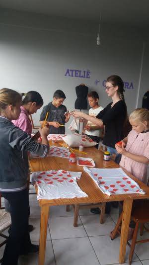 Design de Moda promove oficinas com cunho social para adolescentes da ABEMEC - foto 3