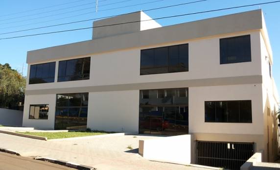 Defesa da 

empresa demandada foi dos advogados Ricardo Sauer e Roberto Parise