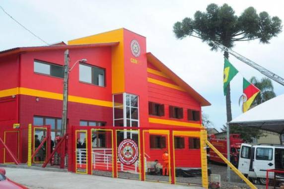 Permissão para atuação de voluntários também foi aprovada