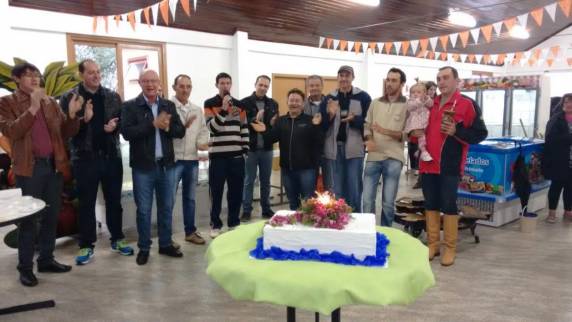 Formada por 11 Feirantes com produtos 

oriundos da  Agricultura Familiar de São José do Inhacorá, a Feira de Produtos Coloniais e Agroindustriais, completou 01 ano de funcionamento em  07 de julho de 2016
