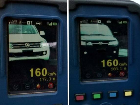 Duas caminhonetes estavam a 160 km/h quando foram flagradas