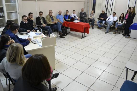 Resultado foi apresentado por acadêmicas do curso de Administração da SETREM à ACI Sindilojas e representa apenas aquisições realizadas nas dez 

categorias mais comercializadas