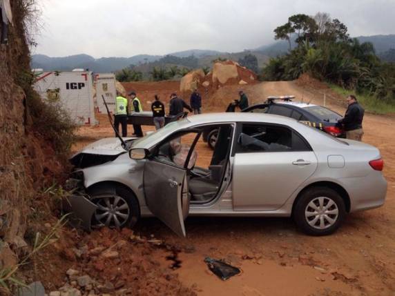 Bombeiros suspeitam homem possa ter tido um mal súbito ou dormido