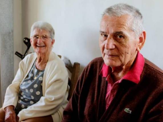 Fernando, de 82 anos estava em casa; Delinda, de 86, morreu no hospital