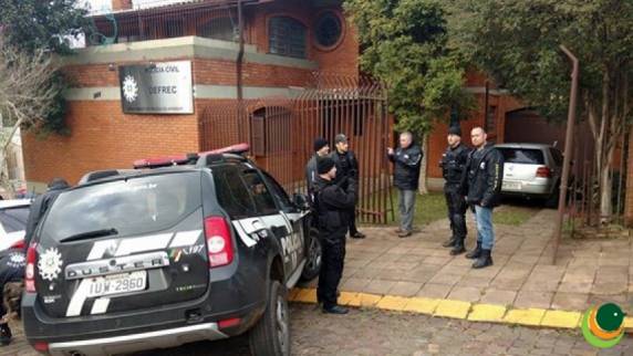 Polícia Civil deflagra operação de combate ao tráfico de drogas em Passo Fundo - foto 4