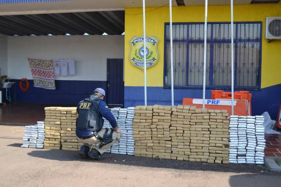 PRF apreende mais de 600 kg de maconha em Seberi - foto 5