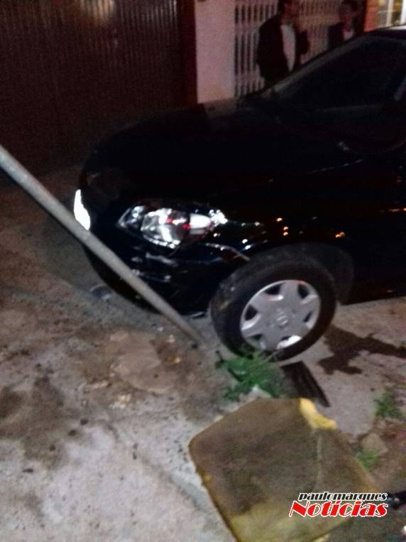 Acidente com danos materiais no
centro de Ijuí - foto 4