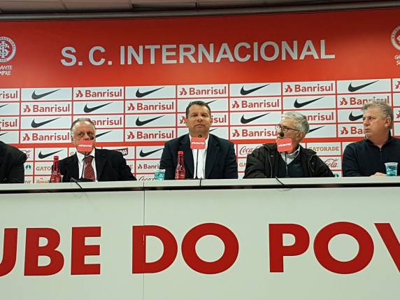 Inter apresenta 'SWAT' e Roth fala em corrigir 'desequilíbrio' para salvar temporada - foto 2