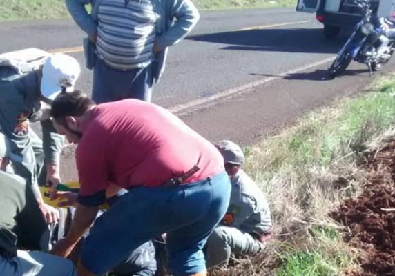 Motociclista fica ferido depois de uma queda na
BR-285 em Ijuí - foto 2