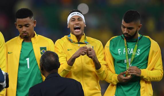 Nos pênaltis, Brasil
vence Alemanha e conquista primeiro ouro olímpico - foto 4