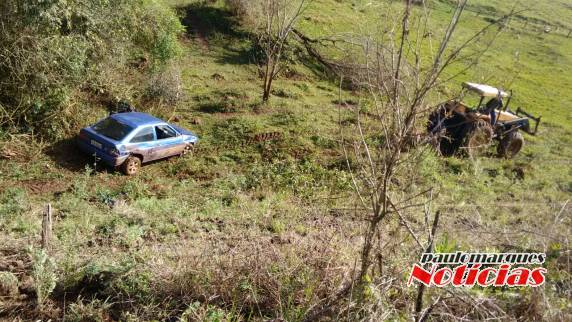 Motorista fica ferido depois que veículo sai da pista e desce barranco próximo de um rio, em São José do
Inhacorá - foto 5