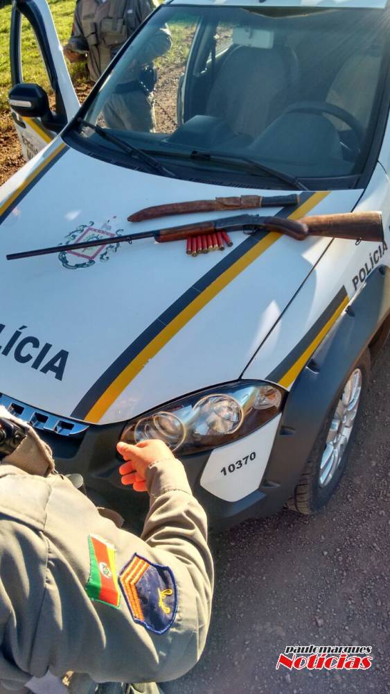 Brigada Militar prende homem com armas e munições em Três de Maio - foto 2