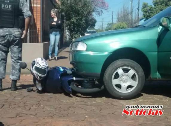 Jovem fica ferida em colisão que envolveu uma moto Biz e um automóvel, em Ijuí - foto 4