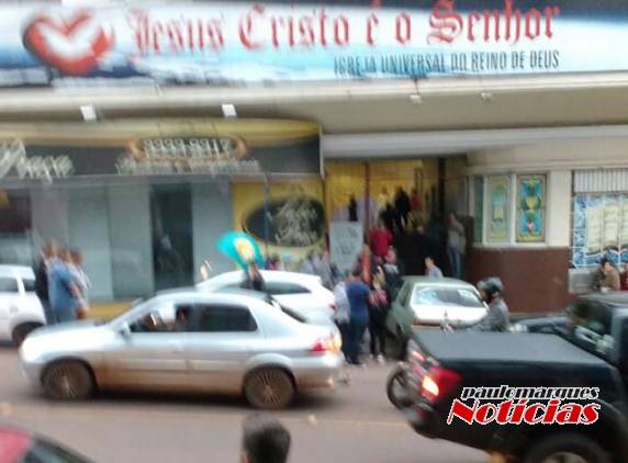 Motorista em veículo
desgovernado atinge outros três veículos estacionados em ijuí - foto 7