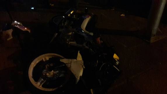 Casal de motociclistas fica ferido em acidente no centro de Ijuí - foto 3