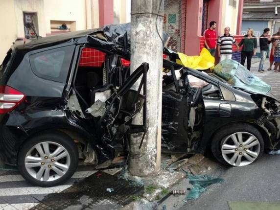 Acidente ocorreu na tarde deste sábado no bairro Victor Konder