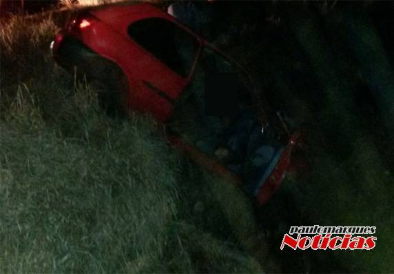 Saída de pista deixa um morto e quatro feridos no interior de Giruá - foto 4