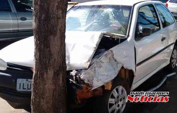 Idoso sofre mal súbito bate veículo em árvore e morre no hospital, em Boa Vista do Buricá - foto 3