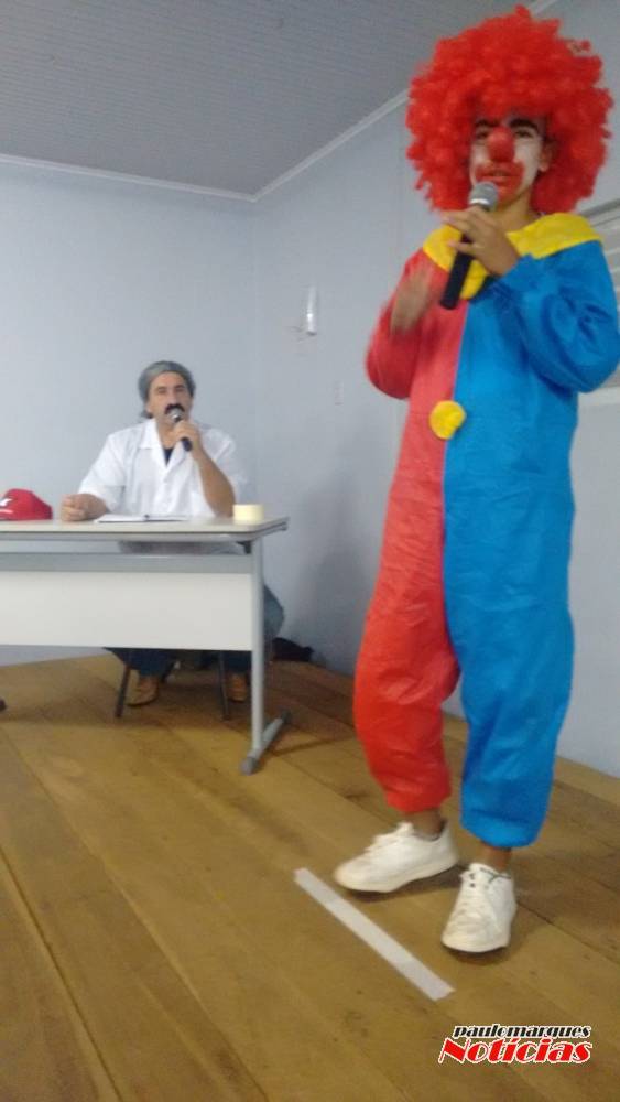 Projeto Pelotão Mirim se
apresentou na Escola Germano Dockhorn - foto 6