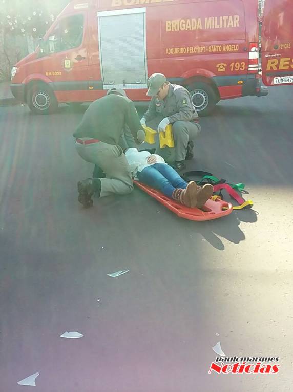 Casal de motociclistas fica ferido em acidente no centro de Ijuí - foto 2