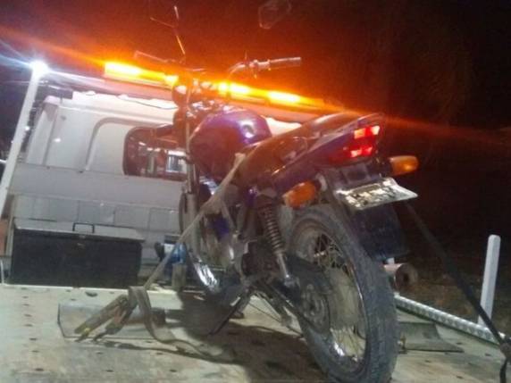 Crime ocorreu na madrugada deste sábado 

(17) em frente a bar da cidade