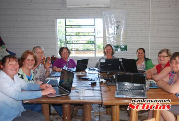 SENAR/RS disponibilizou curso de informática para as associadas da ARTEMAIO, em Três de Maio - foto 5