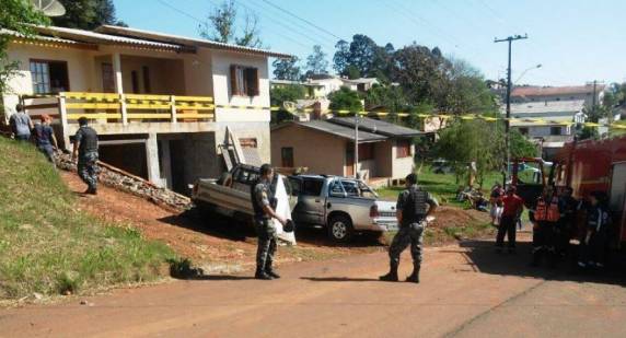 A vítima, que não teve a identidade revelada, estava brincando com amigos na 

frente de casa, em Carazinho