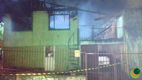 Família morre carbonizada em Passo Fundo - foto 3
