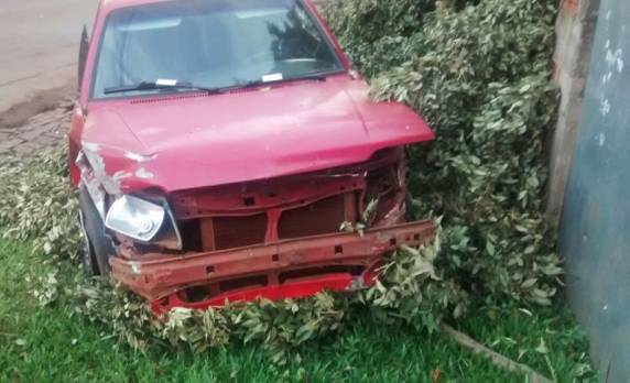 Condutores colidem veículos e fogem do local, em São Luiz Gonzaga - foto 2