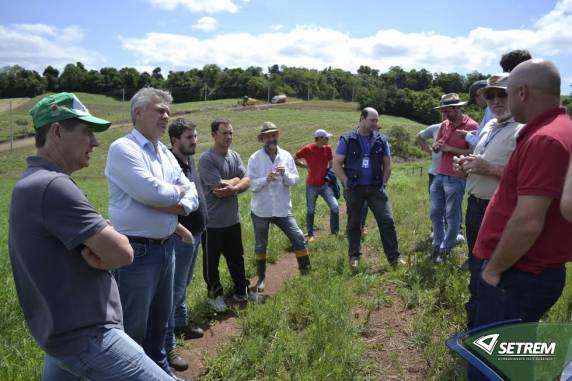 Visita técnica ensina como manter rentável a atividade
leiteira - foto 2