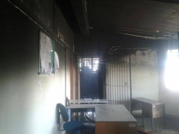 VÍDEO: incêndio 

destrói parte de albergue do Presídio de Carazinho - foto 3