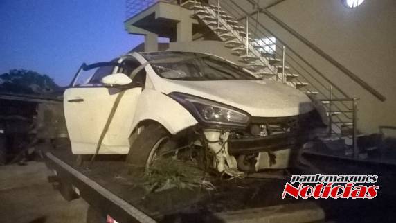De acordo com a polícia ele também será autuado por embriaguez ao volante