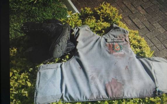VÍDEO: Policiais prestam homenagem ao colega morto em confronto com bandidos em Erval Grande - foto 3