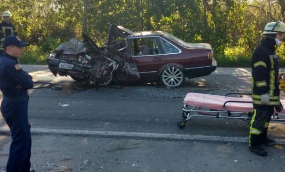 Colisão entre três veículos deixa oito feridos em Indaial-SC - foto 4